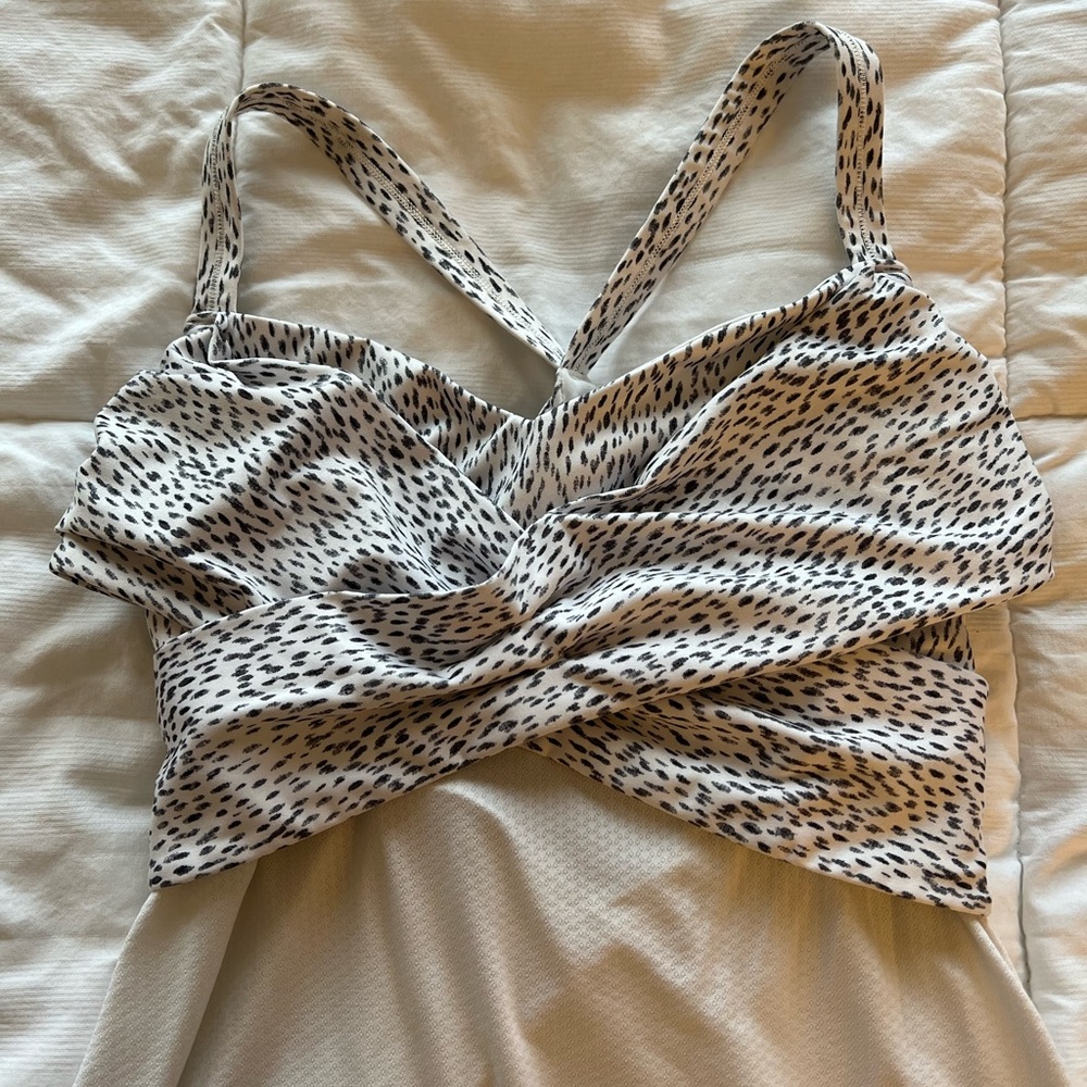 Lululemon tank top